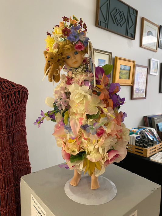 Midsommar Doll
