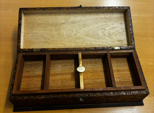 Wooden Antique Box - Don Mandigo