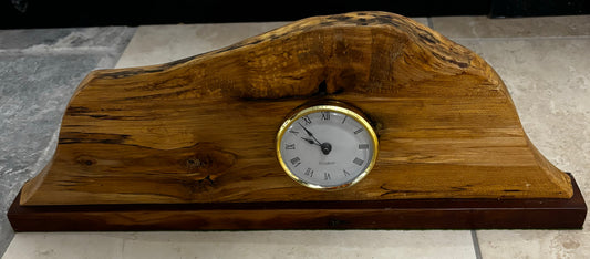 Wooden handcrafted clock - Don Mandigo